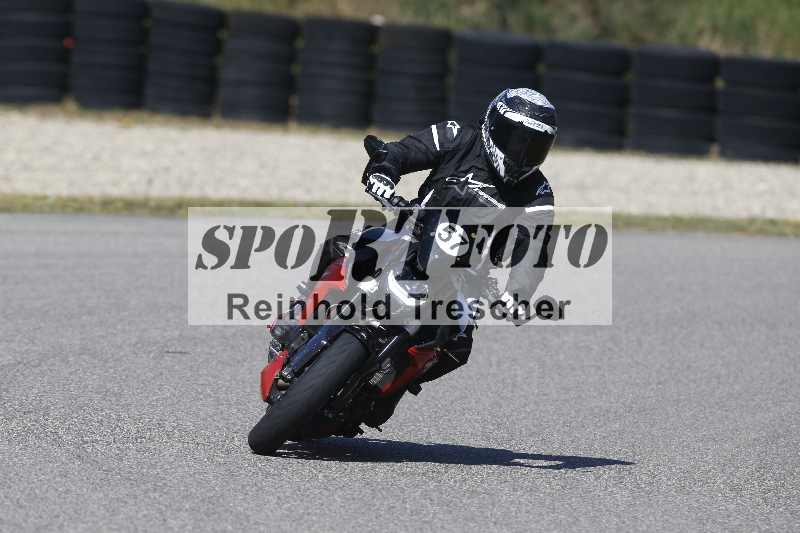 /01 02.04.2026 MAZ ADR/Gruppe gelb Gruppe gruen/57